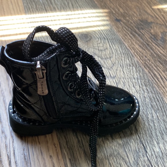 🎁Tahari Boots - Picture 6 of 6